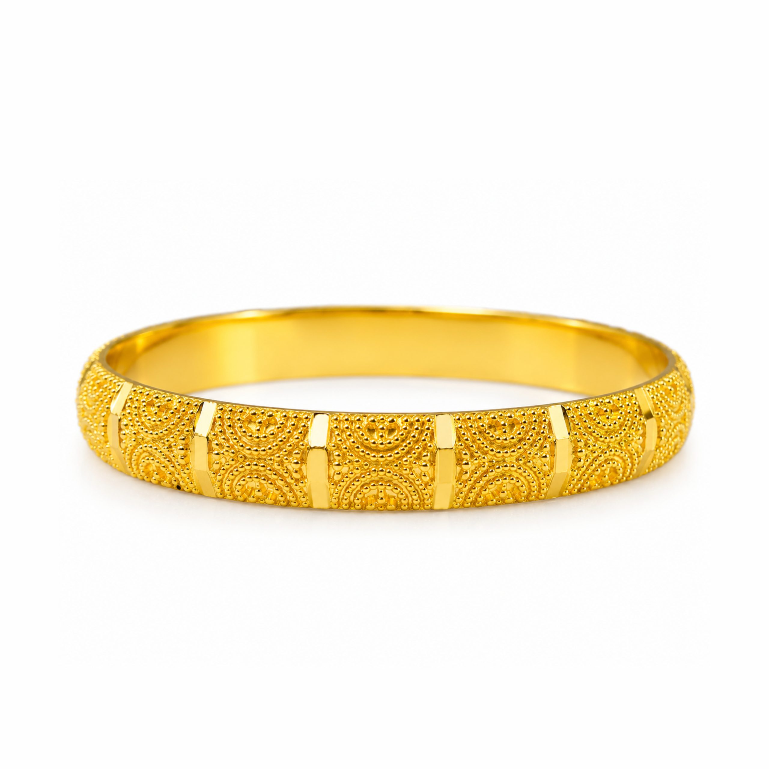 22K Gold Bangle